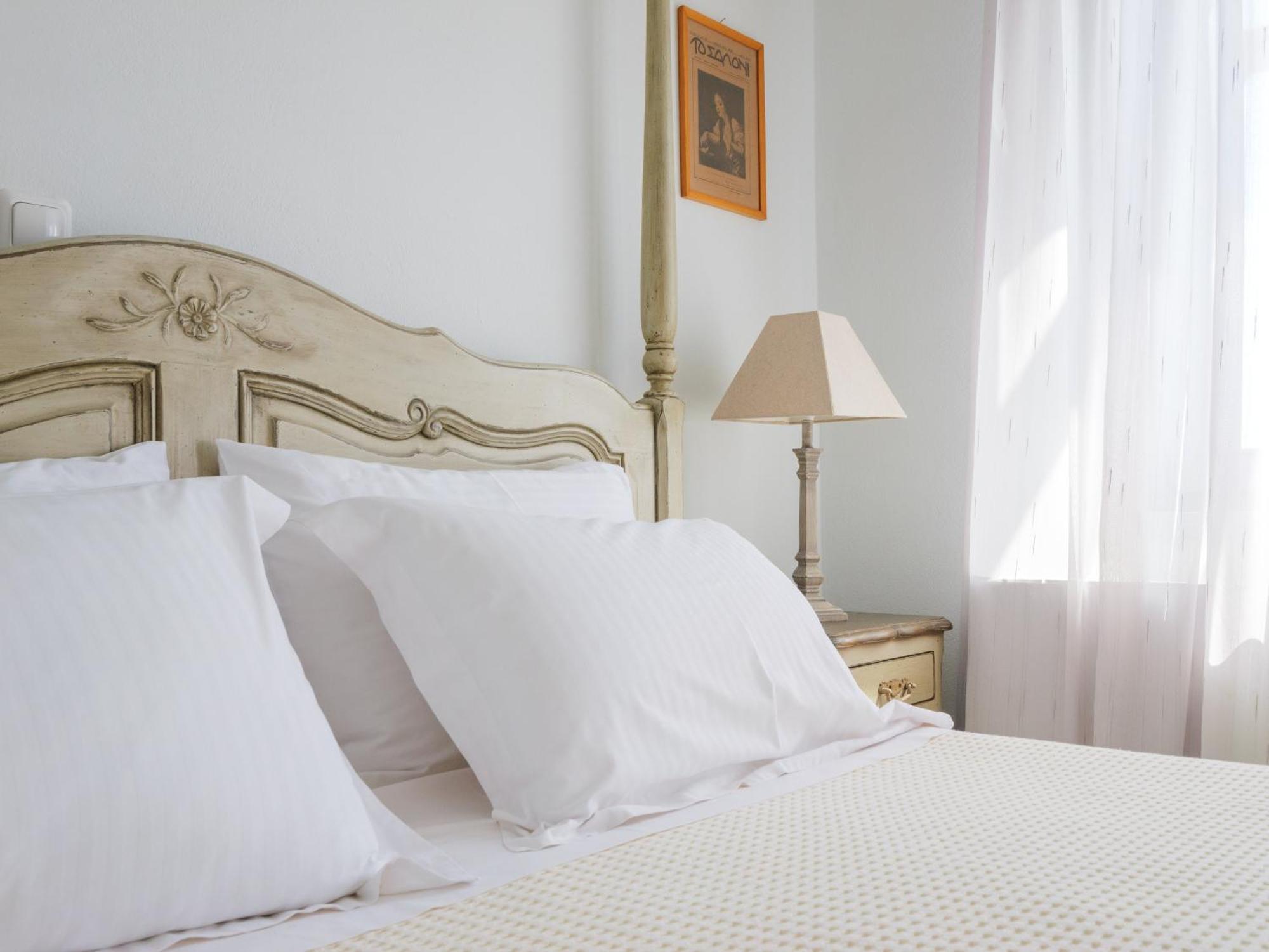 Heliades Maisonettes 미팀나 외부 사진
