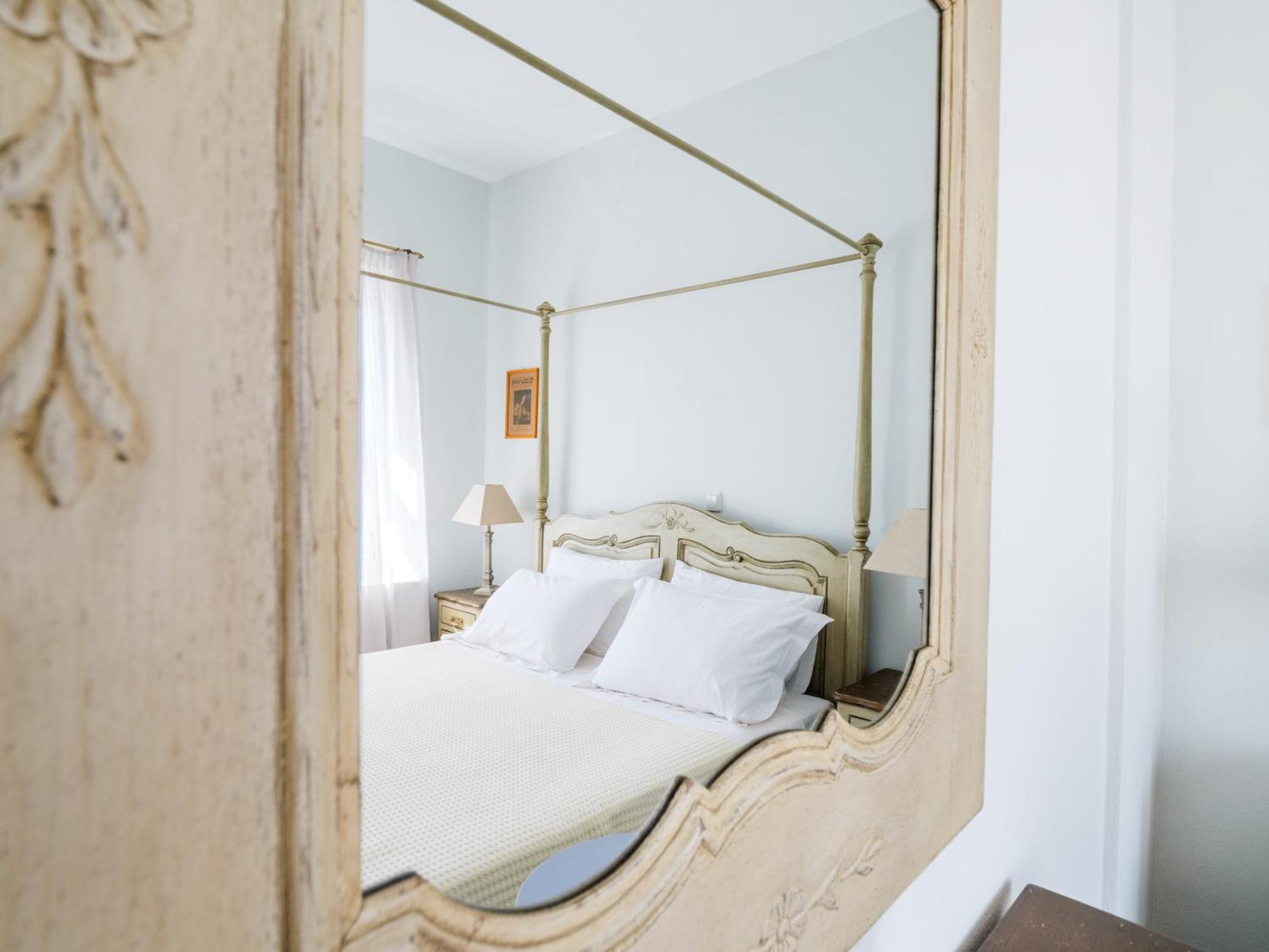 Heliades Maisonettes 미팀나 외부 사진
